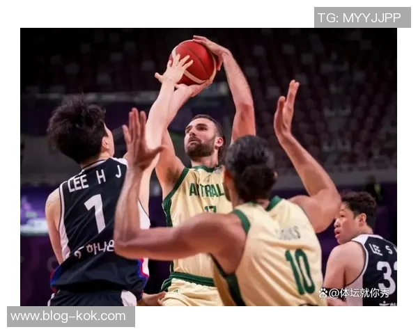 掘金篮板惨遭碾压全场仅得29个黄蜂领先23个前场篮板差距明显 掘金篮板惨遭碾压全场仅得29个黄蜂领先23个前场篮板差距明显