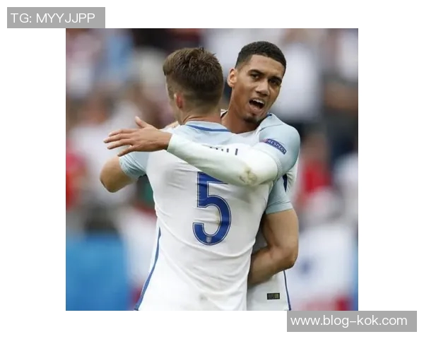 希勒评选英超最佳阵容哈兰德与B费领衔马奎尔和凯尔沃克也在其中