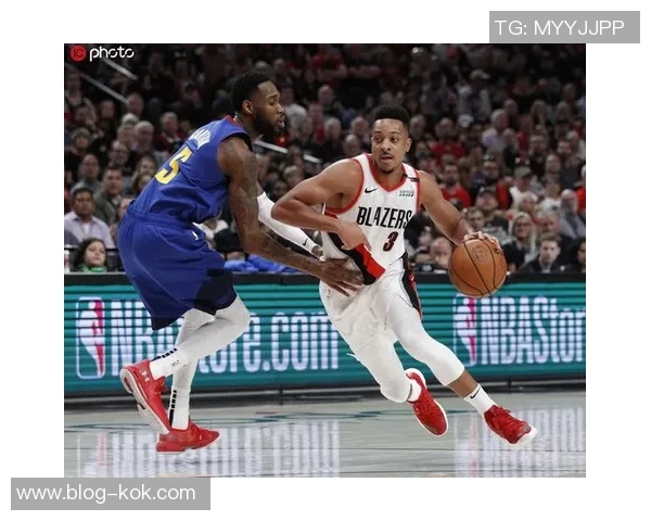 爱德华兹主场表现平平客场火力全开场均331分引关注